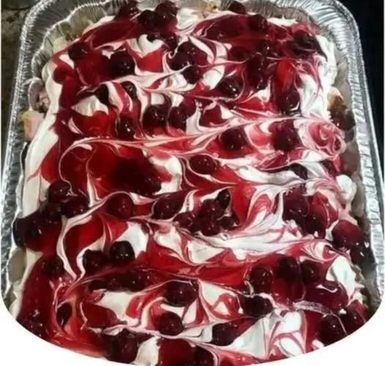 Cherry Cheesecake Dessert