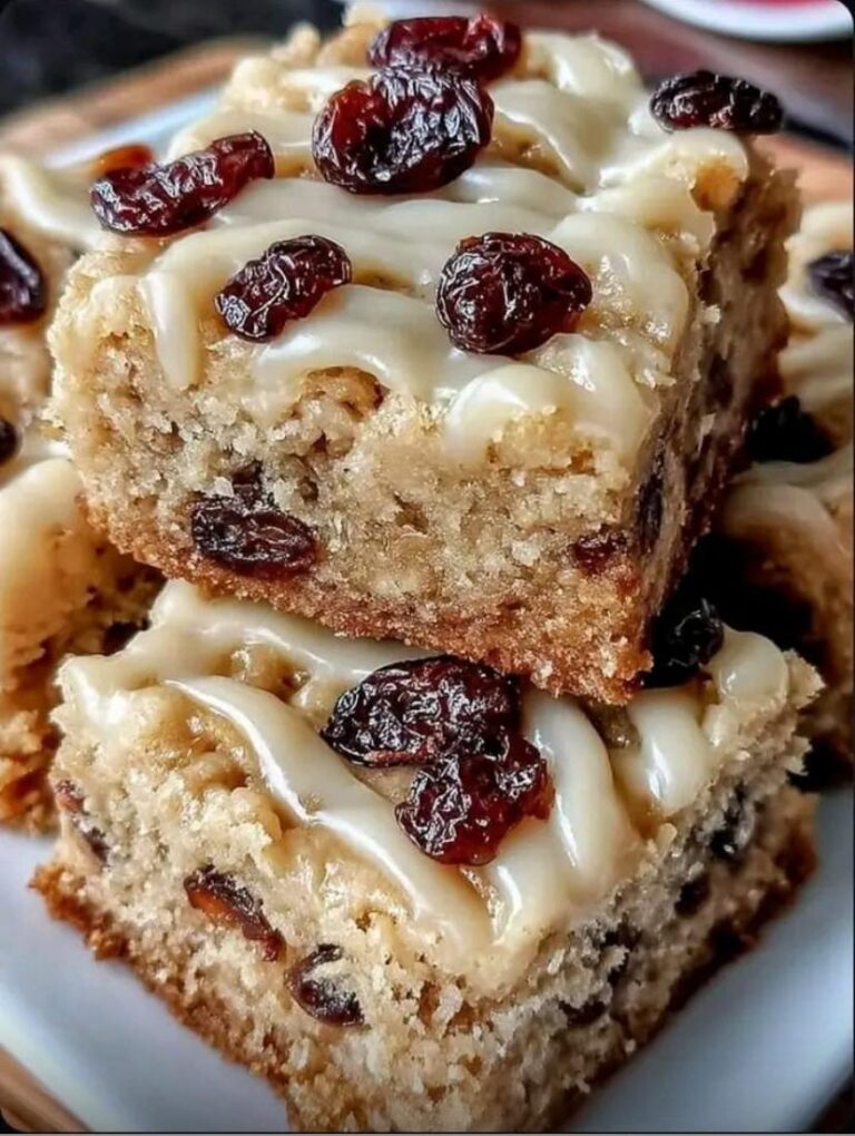 Raisin Cake with Glaze